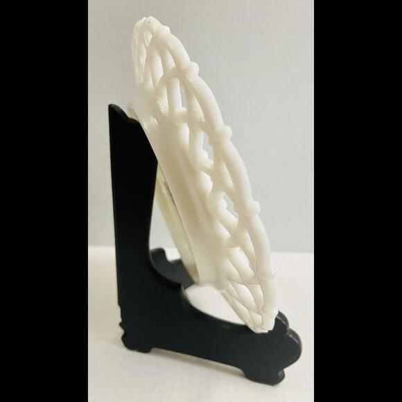 Antique Canton  Glass Plate Forget Me Not Pattern 8.25" Excellent Condition 1890 - Picture 3 of 6